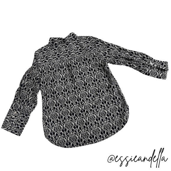 Chico’s No-Iron Chic Stretch Black/White Size 0 - Picture 2 of 7